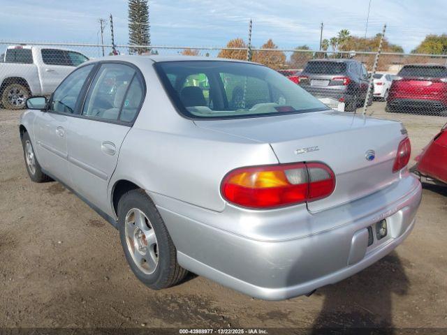 Chevrolet Classic Image 2