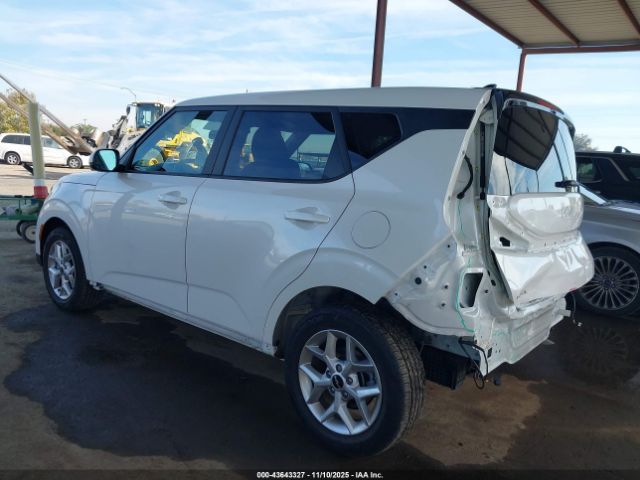 Kia Soul Lx Image 11