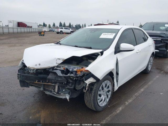 Toyota Corolla Le Image 2