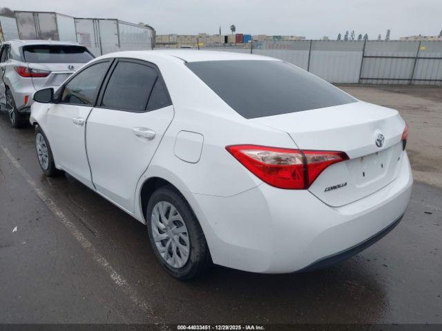 Toyota Corolla Le Image 18