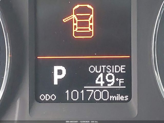 Toyota Corolla Le Image 16