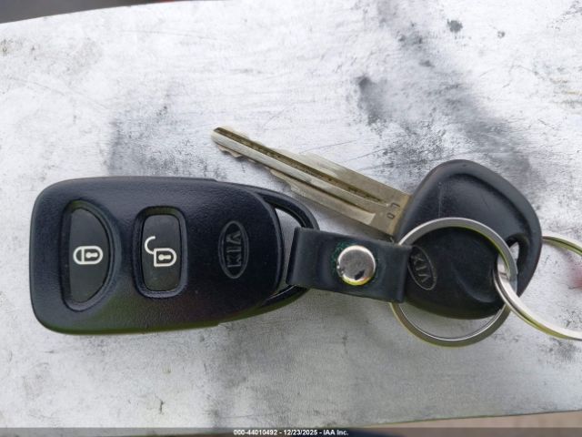 Kia Spectra Sx Image 2