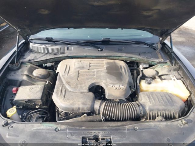 Dodge Charger Se Rwd Image 9