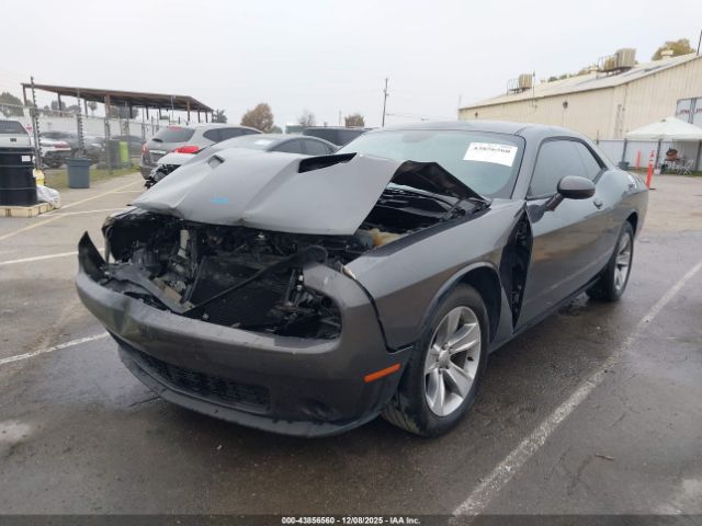 Dodge Challenger Sxt Image 4