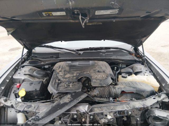 Dodge Challenger Sxt Image 11