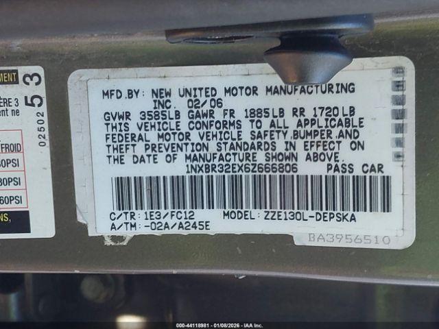 Toyota Corolla S Image 6