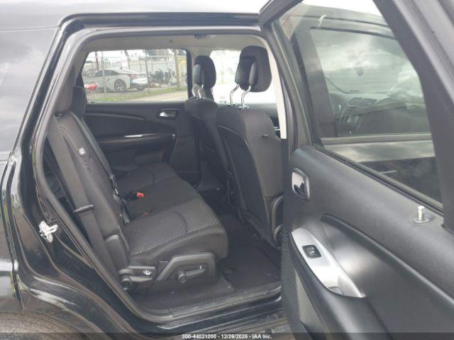 Dodge Journey Sxt Image 8