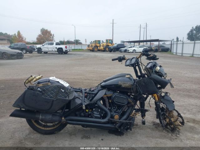 Harley-Davidson Fltrxst Image 13