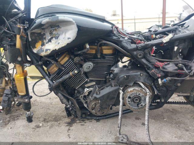 Harley-Davidson Fltrxst Image 12