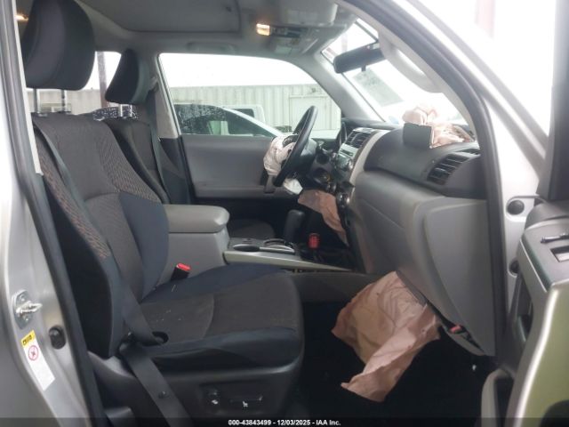 Toyota 4Runner Sr5 V6 Image 17