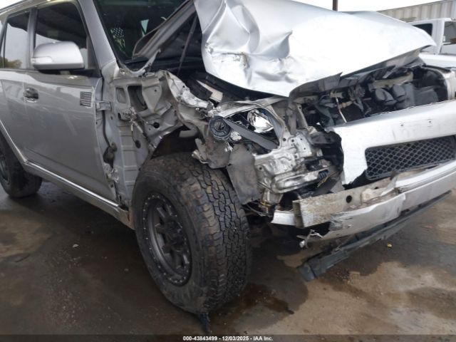 Toyota 4Runner Sr5 V6 Image 5