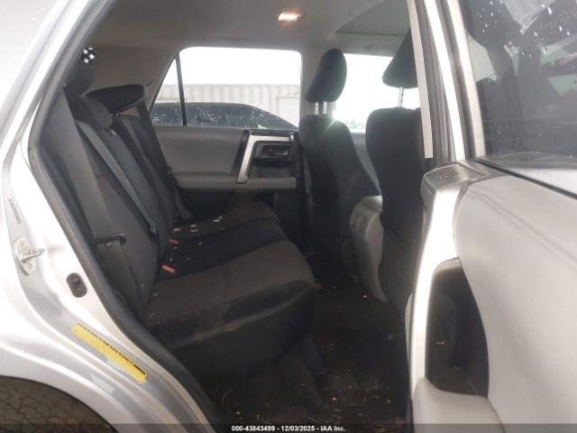 Toyota 4Runner Sr5 V6 Image 14