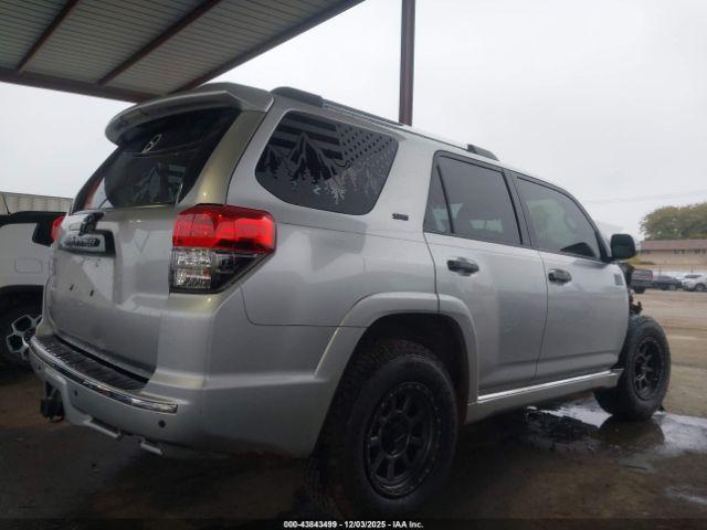 Toyota 4Runner Sr5 V6 Image 10