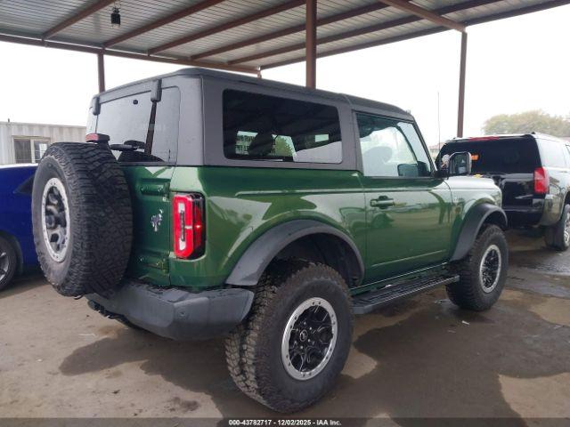 Ford Bronco Outer Banks Image 11