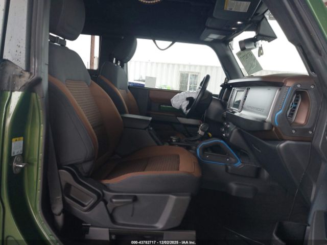 Ford Bronco Outer Banks Image 7