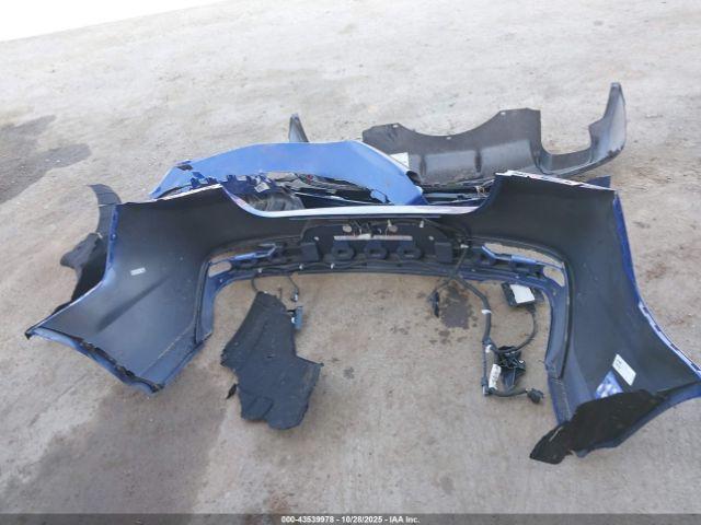 Chevrolet SS Image 16