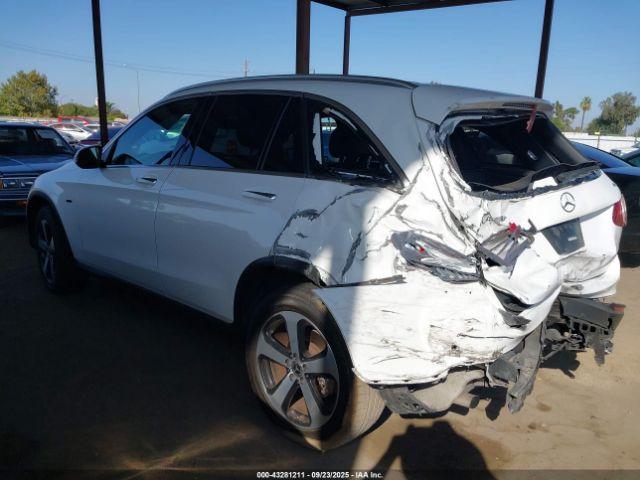 Mercedes-Benz GLC 4matic Image 3