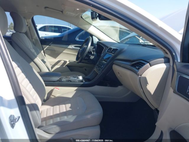 Ford Fusion Se Image 17