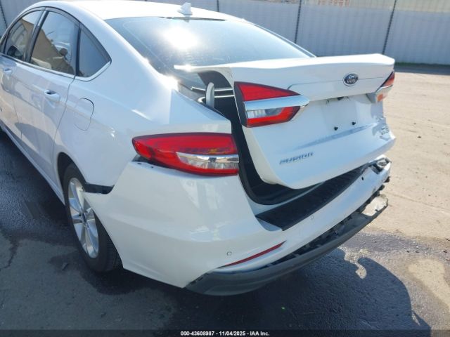 Ford Fusion Se Image 13