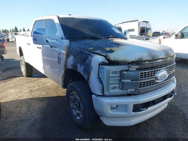 Ford F-250 Platinum Image 1