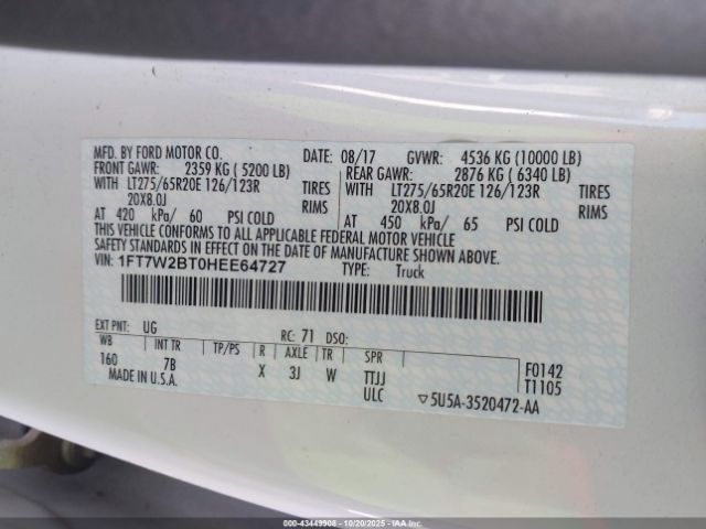 Ford F-250 Platinum Image 8